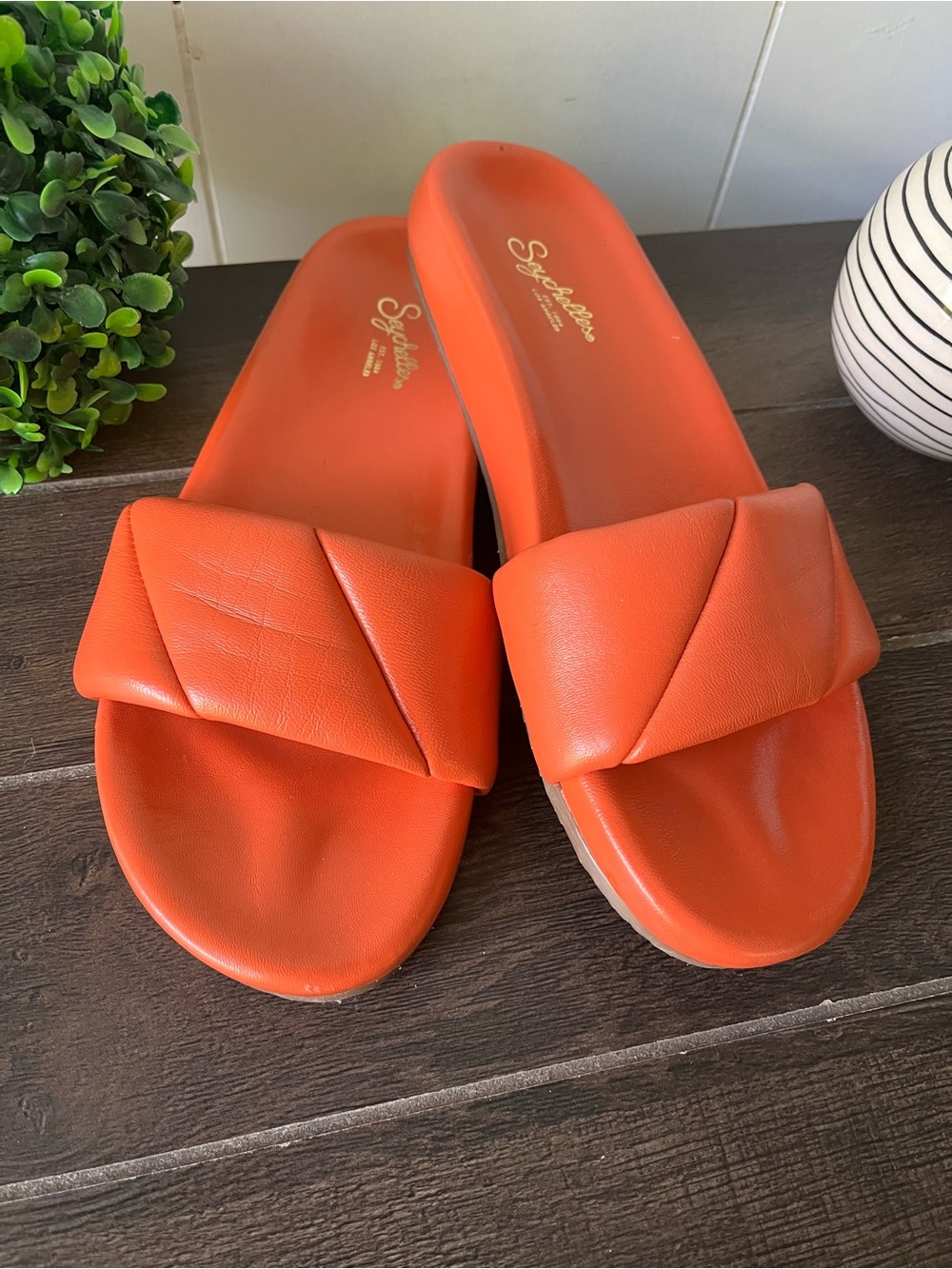 Seychelles  Orange Trilogy Slide Sandals Size 9